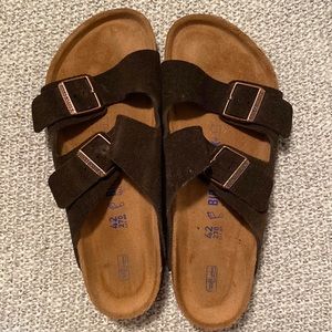 Birkenstocks Suede (Never Worn)